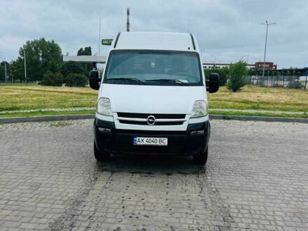 Белый Опель Movano, объемом двигателя 2.5 л и пробегом 416 тыс. км за 7000 $, фото 1 на Automoto.ua