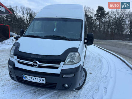 Белый Опель Movano, объемом двигателя 2.46 л и пробегом 534 тыс. км за 9300 $, фото 1 на Automoto.ua