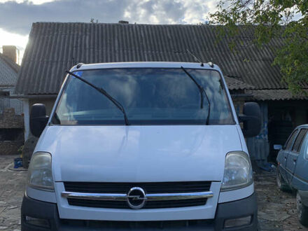 Белый Опель Movano, объемом двигателя 2.5 л и пробегом 375 тыс. км за 7900 $, фото 1 на Automoto.ua