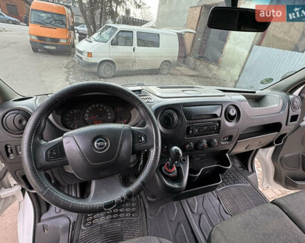 Білий Опель Movano, об'ємом двигуна 2.3 л та пробігом 402 тис. км за 11500 $, фото 9 на Automoto.ua