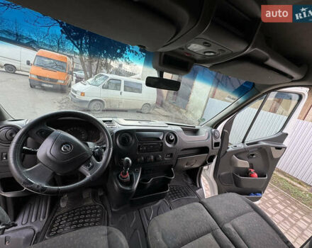 Білий Опель Movano, об'ємом двигуна 2.3 л та пробігом 402 тис. км за 11500 $, фото 13 на Automoto.ua