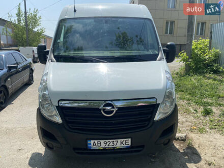 Белый Опель Movano, объемом двигателя 2.3 л и пробегом 345 тыс. км за 14000 $, фото 1 на Automoto.ua