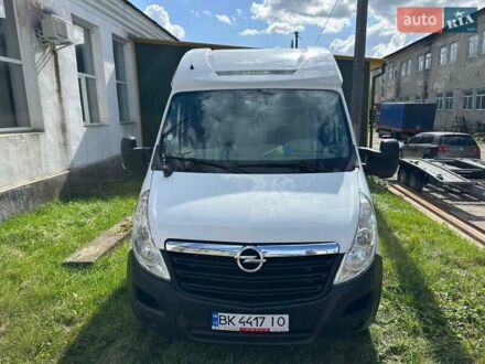Белый Опель Movano, объемом двигателя 2.3 л и пробегом 243 тыс. км за 27500 $, фото 1 на Automoto.ua