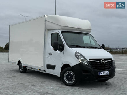 Белый Опель Movano, объемом двигателя 0 л и пробегом 240 тыс. км за 18700 $, фото 1 на Automoto.ua