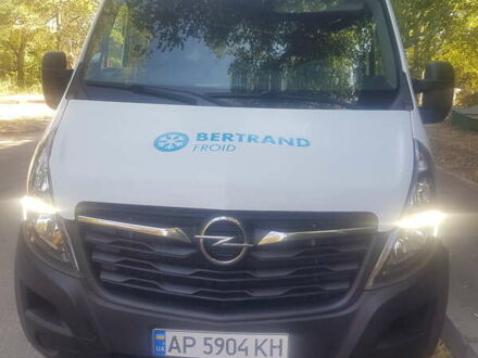 Белый Опель Movano, объемом двигателя 2.3 л и пробегом 90 тыс. км за 21500 $, фото 1 на Automoto.ua