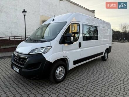 Белый Опель Movano, объемом двигателя 0 л и пробегом 86 тыс. км за 25000 $, фото 1 на Automoto.ua
