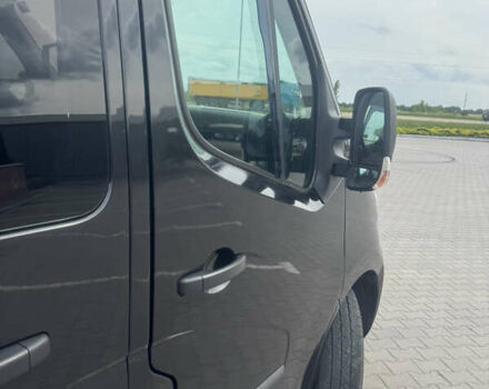 Черный Опель Movano, объемом двигателя 2.3 л и пробегом 400 тыс. км за 15000 $, фото 6 на Automoto.ua