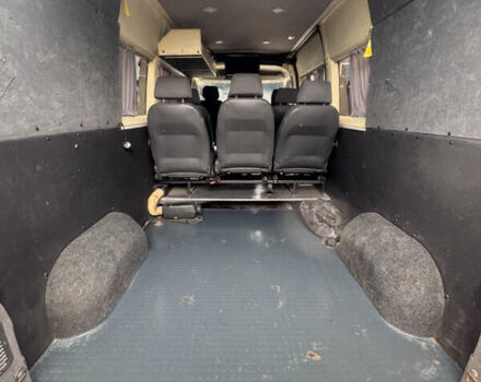 Черный Опель Movano, объемом двигателя 2.3 л и пробегом 400 тыс. км за 15000 $, фото 27 на Automoto.ua