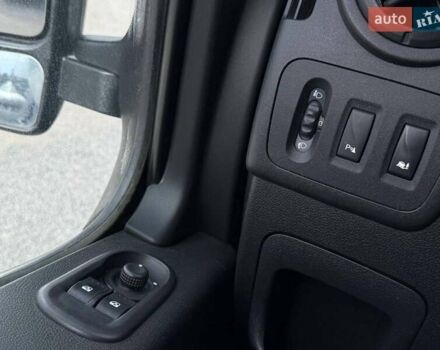 Чорний Опель Movano, об'ємом двигуна 2.3 л та пробігом 138 тис. км за 15500 $, фото 23 на Automoto.ua