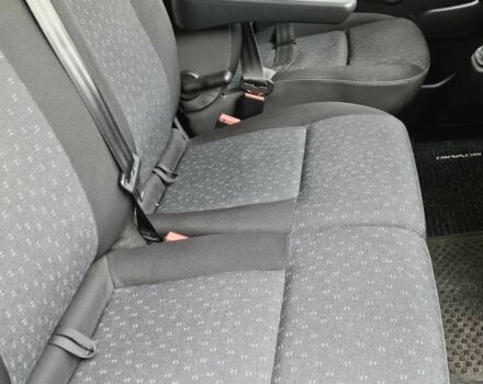 Черный Опель Movano, объемом двигателя 2 л и пробегом 260 тыс. км за 18700 $, фото 6 на Automoto.ua