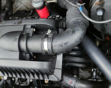 Красный Опель Movano, объемом двигателя 2.5 л и пробегом 200 тыс. км за 5100 $, фото 6 на Automoto.ua