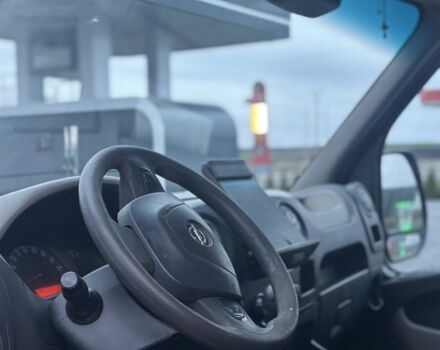 Красный Опель Movano, объемом двигателя 2.3 л и пробегом 358 тыс. км за 11000 $, фото 4 на Automoto.ua