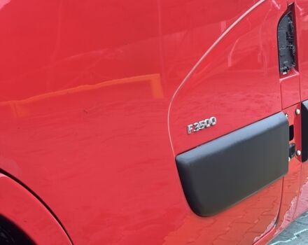 Красный Опель Movano, объемом двигателя 2.3 л и пробегом 358 тыс. км за 11000 $, фото 3 на Automoto.ua