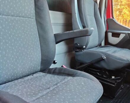 Красный Опель Movano, объемом двигателя 2.3 л и пробегом 600 тыс. км за 11900 $, фото 35 на Automoto.ua