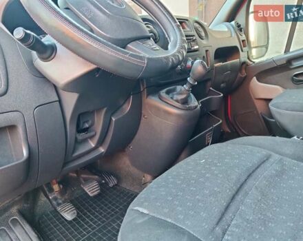 Красный Опель Movano, объемом двигателя 2.3 л и пробегом 600 тыс. км за 11900 $, фото 34 на Automoto.ua