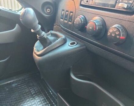 Красный Опель Movano, объемом двигателя 2.3 л и пробегом 600 тыс. км за 11900 $, фото 31 на Automoto.ua