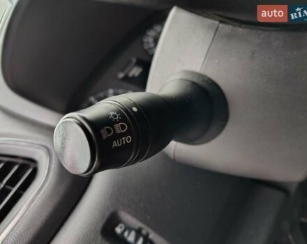 Красный Опель Movano, объемом двигателя 2.3 л и пробегом 337 тыс. км за 16900 $, фото 61 на Automoto.ua