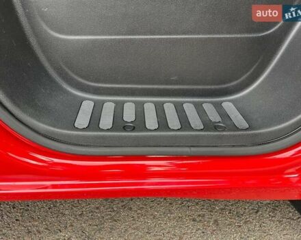 Красный Опель Movano, объемом двигателя 2.3 л и пробегом 339 тыс. км за 20500 $, фото 101 на Automoto.ua