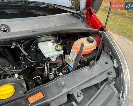 Красный Опель Movano, объемом двигателя 2.3 л и пробегом 339 тыс. км за 20500 $, фото 124 на Automoto.ua