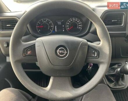 Красный Опель Movano, объемом двигателя 2.3 л и пробегом 339 тыс. км за 20500 $, фото 91 на Automoto.ua