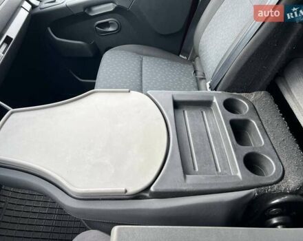 Красный Опель Movano, объемом двигателя 2.3 л и пробегом 339 тыс. км за 20500 $, фото 99 на Automoto.ua