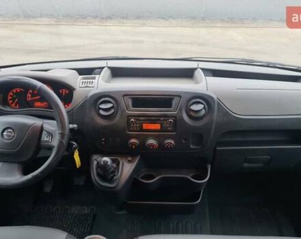 Красный Опель Movano, объемом двигателя 2.3 л и пробегом 380 тыс. км за 15999 $, фото 12 на Automoto.ua