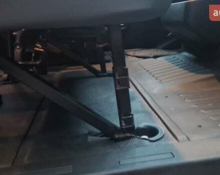 Красный Опель Movano, объемом двигателя 2.3 л и пробегом 380 тыс. км за 15999 $, фото 22 на Automoto.ua