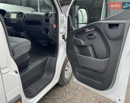 Опель Movano, об'ємом двигуна 2.3 л та пробігом 242 тис. км за 18700 $, фото 32 на Automoto.ua