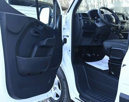 Опель Movano, объемом двигателя 2.3 л и пробегом 283 тыс. км за 16700 $, фото 17 на Automoto.ua