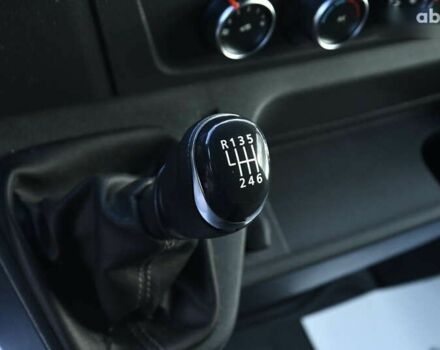 Опель Movano, объемом двигателя 2.3 л и пробегом 283 тыс. км за 16700 $, фото 26 на Automoto.ua