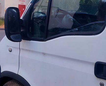 Опель Movano, объемом двигателя 3 л и пробегом 421 тыс. км за 6300 $, фото 2 на Automoto.ua