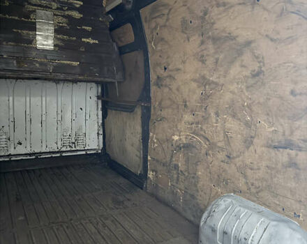 Опель Movano, объемом двигателя 2.3 л и пробегом 390 тыс. км за 8000 $, фото 26 на Automoto.ua