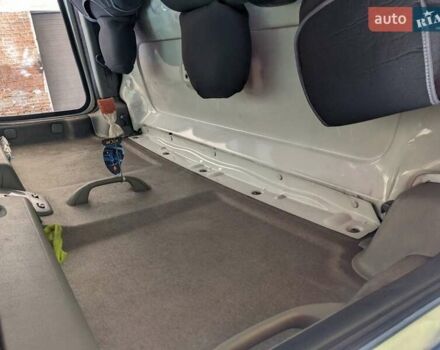 Серый Опель Movano, объемом двигателя 2.5 л и пробегом 527 тыс. км за 5900 $, фото 15 на Automoto.ua