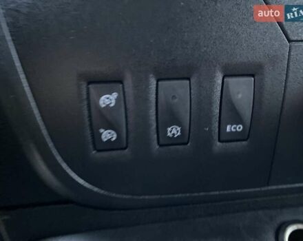 Серый Опель Movano, объемом двигателя 2.3 л и пробегом 287 тыс. км за 18890 $, фото 49 на Automoto.ua