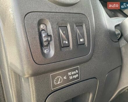 Сірий Опель Movano, об'ємом двигуна 2.3 л та пробігом 287 тис. км за 18890 $, фото 38 на Automoto.ua