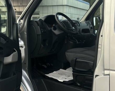 Серый Опель Movano, объемом двигателя 2.3 л и пробегом 272 тыс. км за 17500 $, фото 41 на Automoto.ua