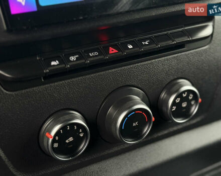 Сірий Опель Movano, об'ємом двигуна 2.3 л та пробігом 99 тис. км за 19900 $, фото 49 на Automoto.ua