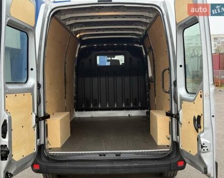 Серый Опель Movano, объемом двигателя 2.3 л и пробегом 218 тыс. км за 18750 $, фото 23 на Automoto.ua