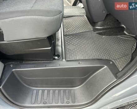 Сірий Опель Movano, об'ємом двигуна 2.3 л та пробігом 208 тис. км за 18900 $, фото 44 на Automoto.ua