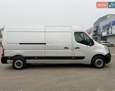 Серый Опель Movano, объемом двигателя 2.3 л и пробегом 218 тыс. км за 18750 $, фото 7 на Automoto.ua