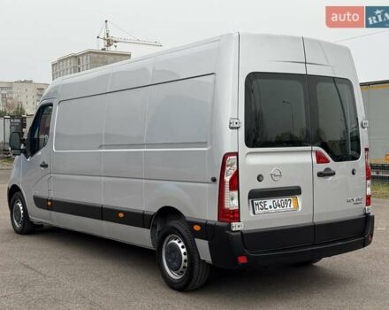 Серый Опель Movano, объемом двигателя 2.3 л и пробегом 218 тыс. км за 18750 $, фото 3 на Automoto.ua
