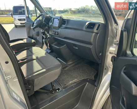 Серый Опель Movano, объемом двигателя 2.3 л и пробегом 240 тыс. км за 18700 $, фото 31 на Automoto.ua