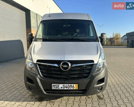 Серый Опель Movano, объемом двигателя 2.3 л и пробегом 240 тыс. км за 18700 $, фото 3 на Automoto.ua