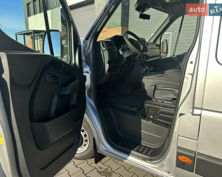 Серый Опель Movano, объемом двигателя 2.3 л и пробегом 240 тыс. км за 18700 $, фото 23 на Automoto.ua