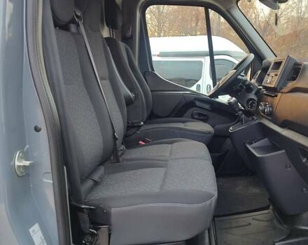 Сірий Опель Movano, об'ємом двигуна 0 л та пробігом 50 тис. км за 27550 $, фото 2 на Automoto.ua