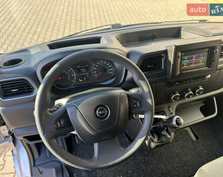 Серый Опель Movano, объемом двигателя 2.3 л и пробегом 240 тыс. км за 18700 $, фото 28 на Automoto.ua