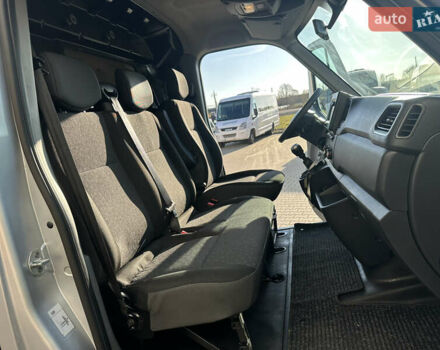 Серый Опель Movano, объемом двигателя 2.3 л и пробегом 240 тыс. км за 18700 $, фото 32 на Automoto.ua