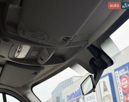 Серый Опель Movano, объемом двигателя 2.3 л и пробегом 218 тыс. км за 18750 $, фото 21 на Automoto.ua