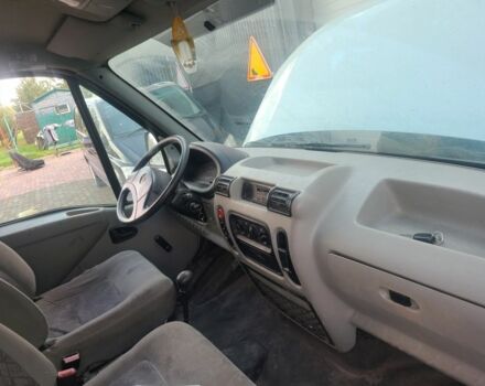 Серый Опель Movano, объемом двигателя 2.5 л и пробегом 160 тыс. км за 4250 $, фото 6 на Automoto.ua