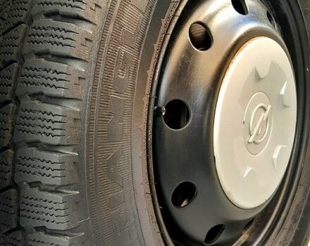 Серый Опель Movano, объемом двигателя 25 л и пробегом 0 тыс. км за 7400 $, фото 6 на Automoto.ua